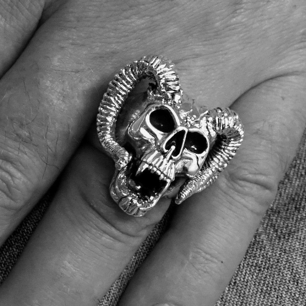 Excellent crafted Men's Biker Ring Devils Ram Skull red CZ Eyes Sterling Silver 925 - BikeRing4u
