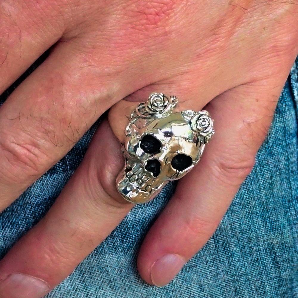 Excellent crafted Lady's Biker Granny Skull Ring - Sterling Silver 925 - BikeRing4u