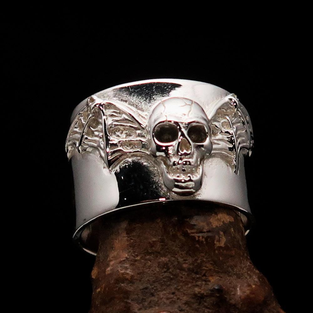 Excellent crafted winged Bat Skull Ring - Sterling Silver - BikeRing4u