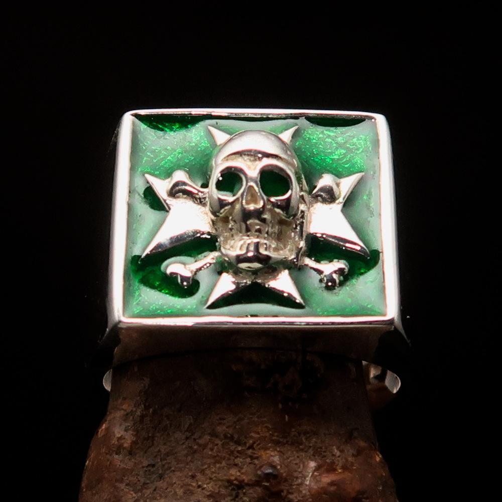 Excellent crafted Men's Pirate Skull Ring green Maltese Cross - Sterling Silver - BikeRing4u