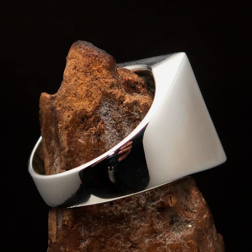 Perfectly crafted Men's Chef Skull Ring Crossed Fork Knife Green - Sterling Silver - BikeRing4u
