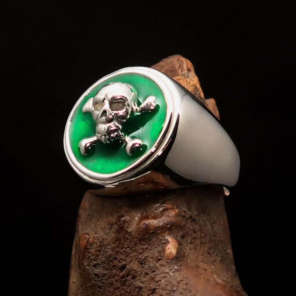 Nicely crafted Men's Pirate Ring green Jolly Roger crossed Bones Skull - Sterling Silver - BikeRing4u
