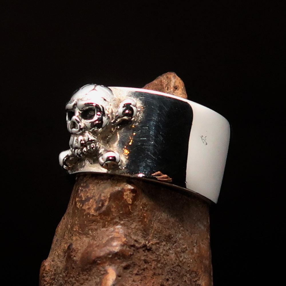 Excellent crafted Men's Pirate Band Ring Jolly Roger Skull - Sterling Silver - BikeRing4u