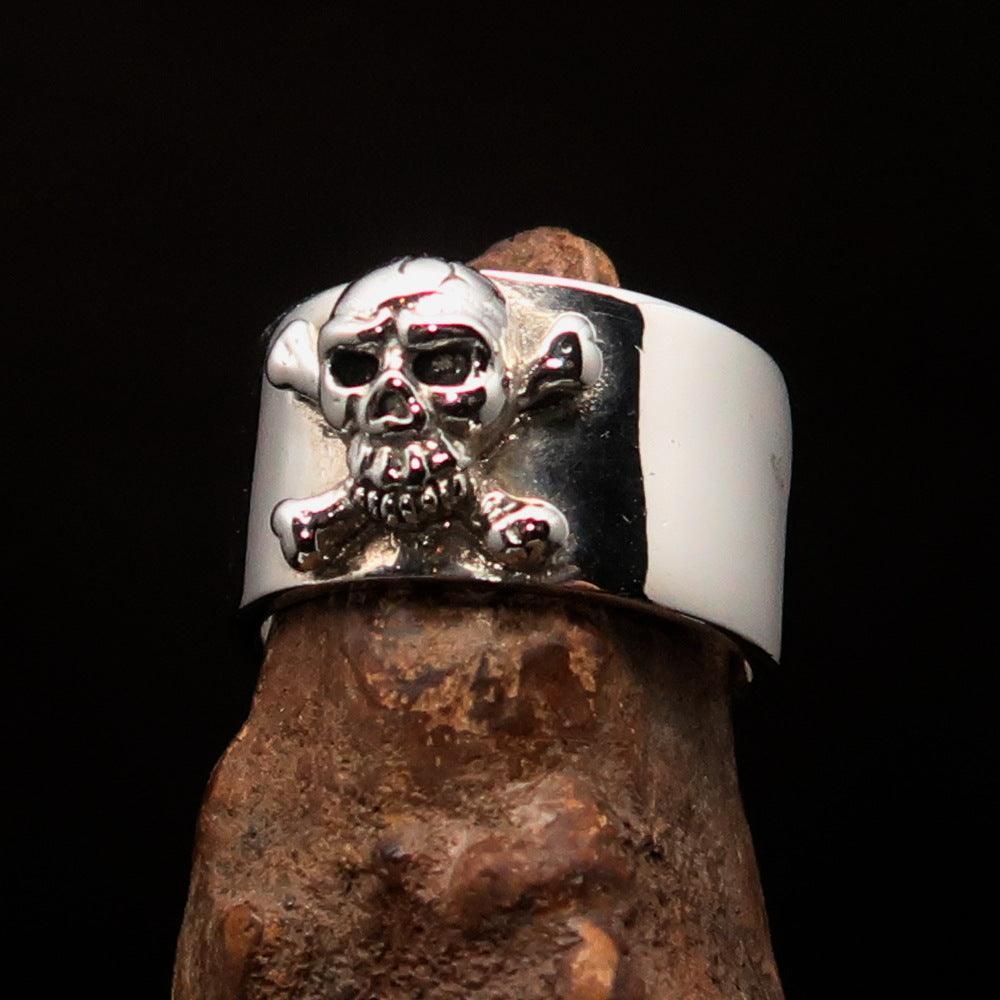 Excellent crafted Men's Pirate Band Ring Jolly Roger Skull - Sterling Silver - BikeRing4u