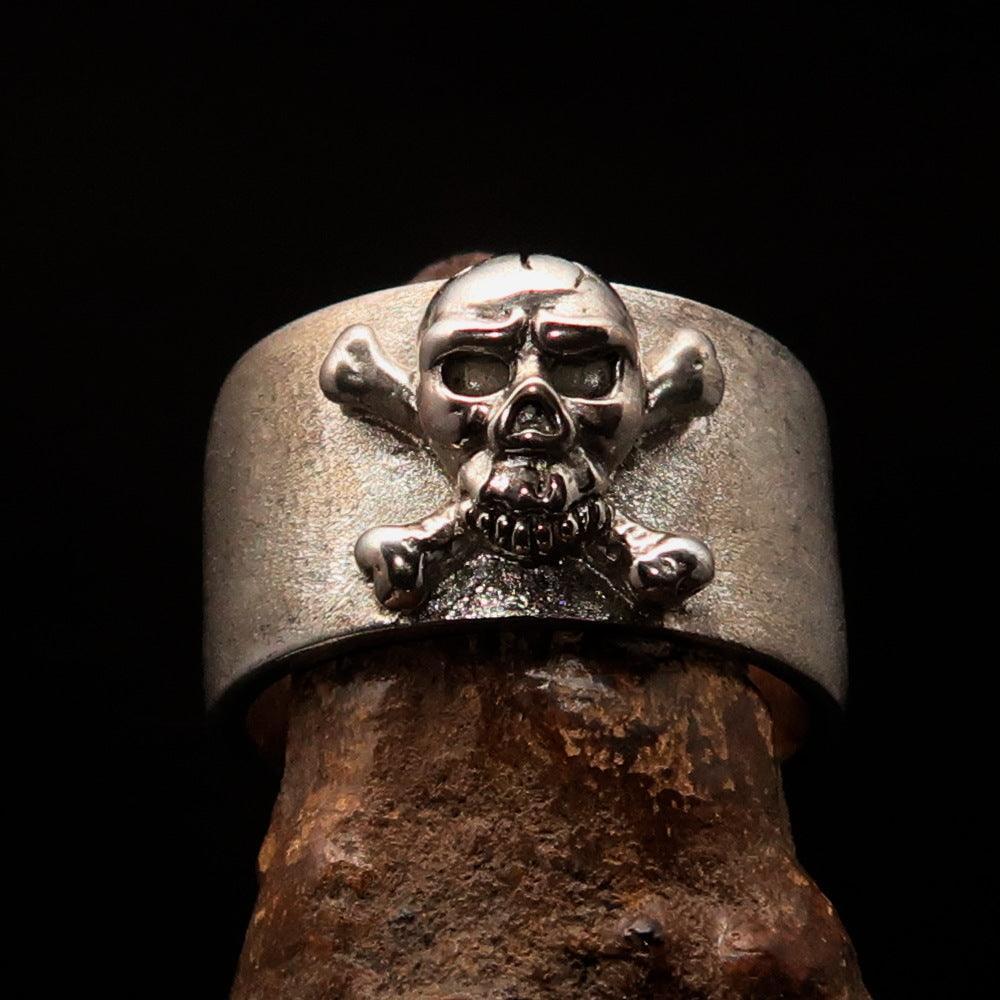 Excellent crafted Men's Pirate Band Ring Jolly Roger Skull - two tone Sterling Silver - BikeRing4u