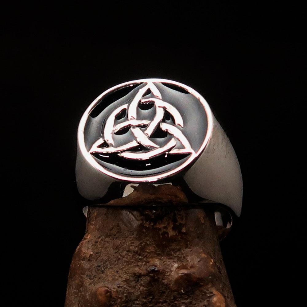 Nicely crafted Men's Triquetra Ring Celtic Triskelion Knot Black - Sterling Silver - BikeRing4u