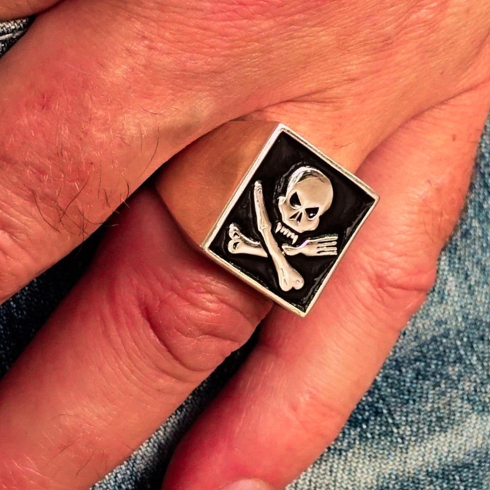 Perfectly crafted Men's Chef Skull Ring Crossed Fork Knife Black - Sterling Silver - BikeRing4u