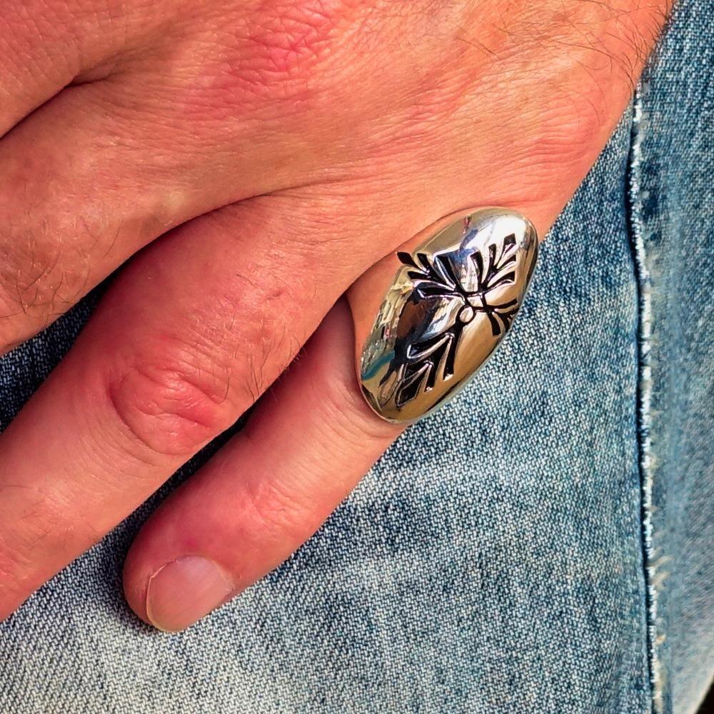 Perfectly crafted Men's Saint Lorenz Cross Ring black - Sterling Silver - BikeRing4u