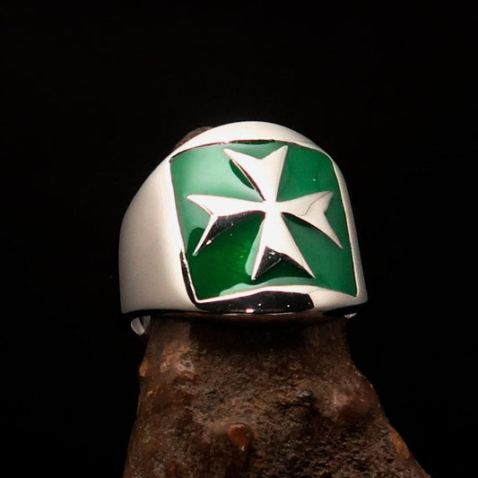 Excellent crafted Men's green Maltese Cross Biker Ring - Sterling Silver - BikeRing4u
