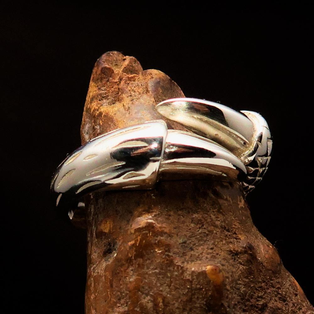 Excellent crafted Men's Medieval Ring Dragon Claw - Mirror Polished Sterling Silver - BikeRing4u