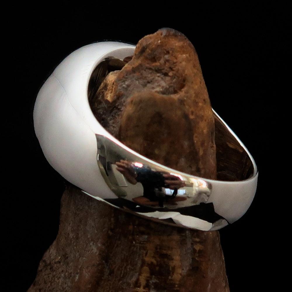 Excellent domed Men's Ring black Celtic Triquetra Knot - Sterling Silver - BikeRing4u