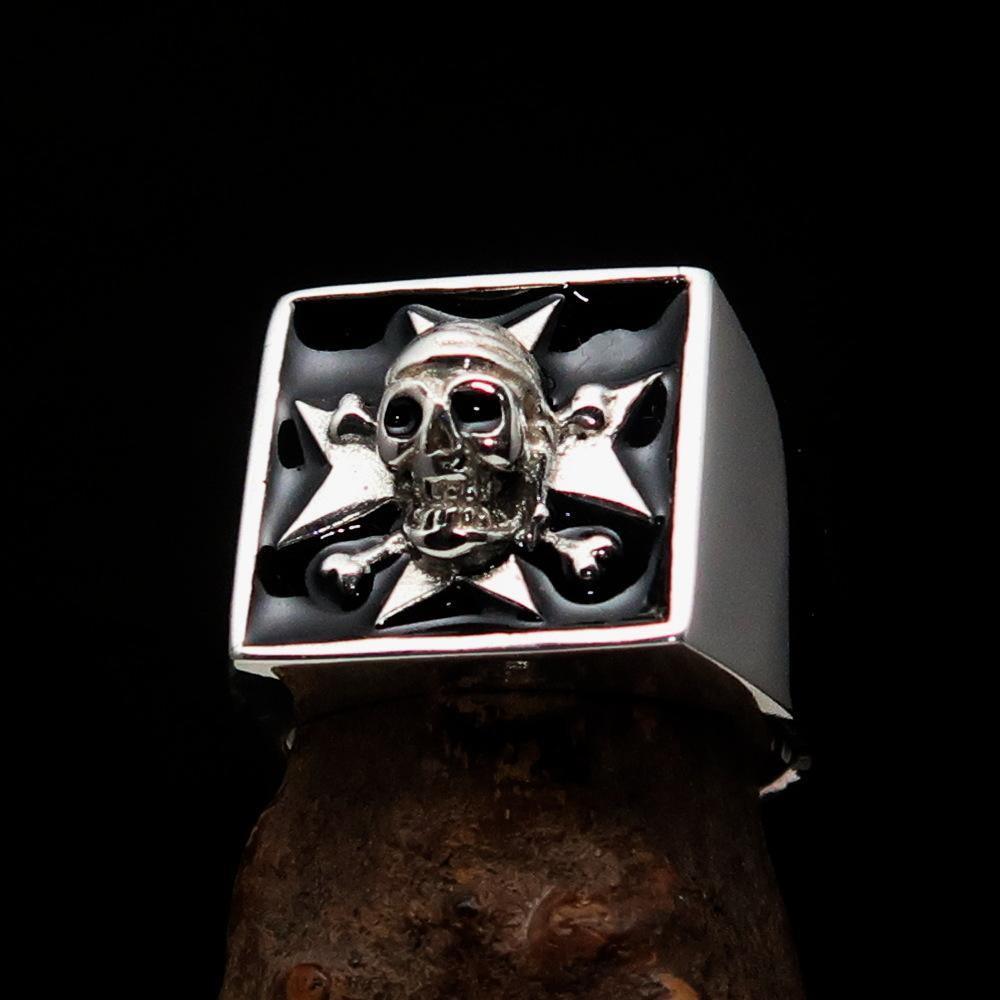 Excellent crafted Men's Pirate Skull Ring Black Maltese Cross - Sterling Silver - BikeRing4u
