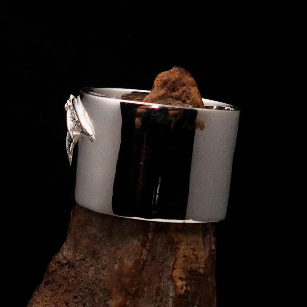 Excellent crafted winged Bat Skull Ring - Sterling Silver - BikeRing4u