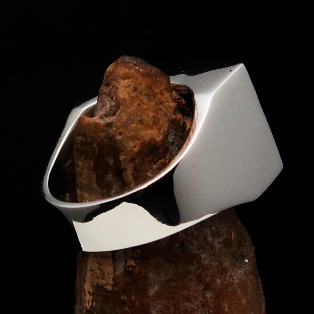 Perfectly crafted Men's Ring Flag of Greece - Sterling Silver - BikeRing4u