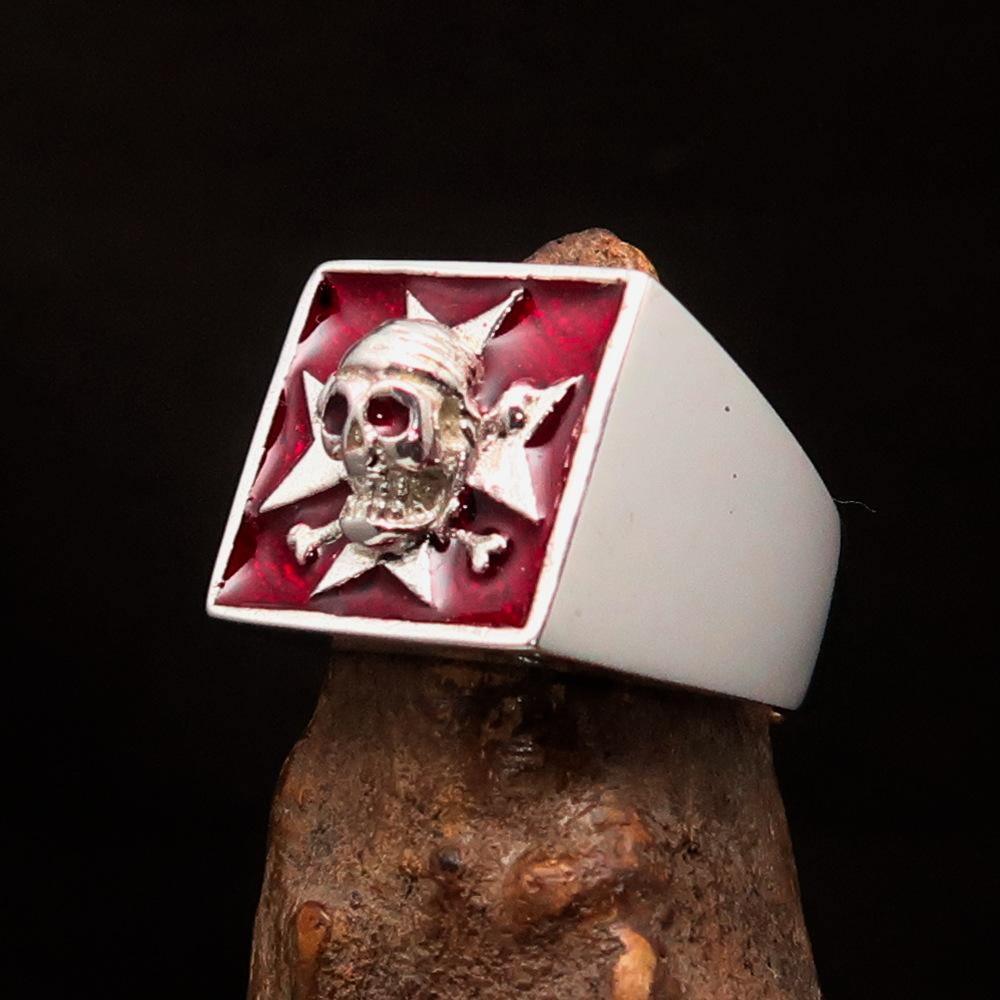 Excellent crafted Men's Pirate Skull Ring Red Maltese Cross - Sterling Silver - BikeRing4u