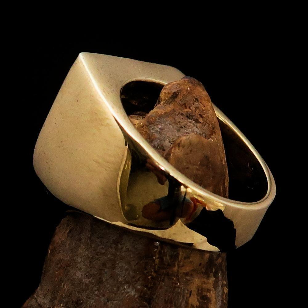 Perfectly crafted Men's Shield Ring Crossed Skeleton Keys Red - Solid Brass - BikeRing4u