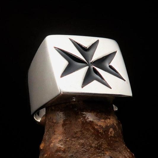 Nicely crafted Men's Knight Ring black Maltese Cross - Sterling Silver - BikeRing4u