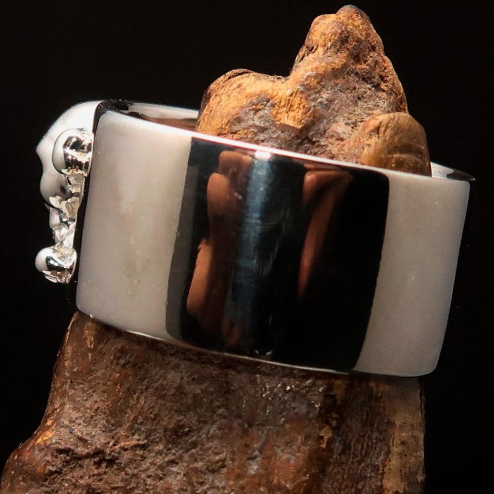 Excellent crafted Outlaw black 1% Jolly Roger Skull Band Ring - Sterling Silver - BikeRing4u