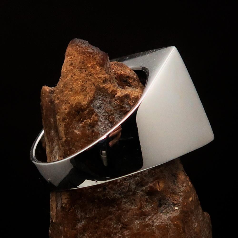 Excellent crafted Men's Pirate Skull Ring Blue Maltese Cross - Sterling Silver - BikeRing4u