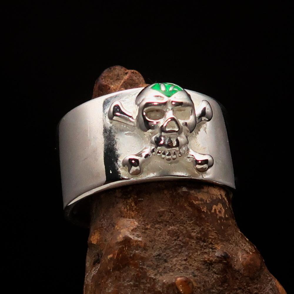 Excellent crafted Outlaw green 1% Jolly Roger Skull Band Ring - Sterling Silver - BikeRing4u
