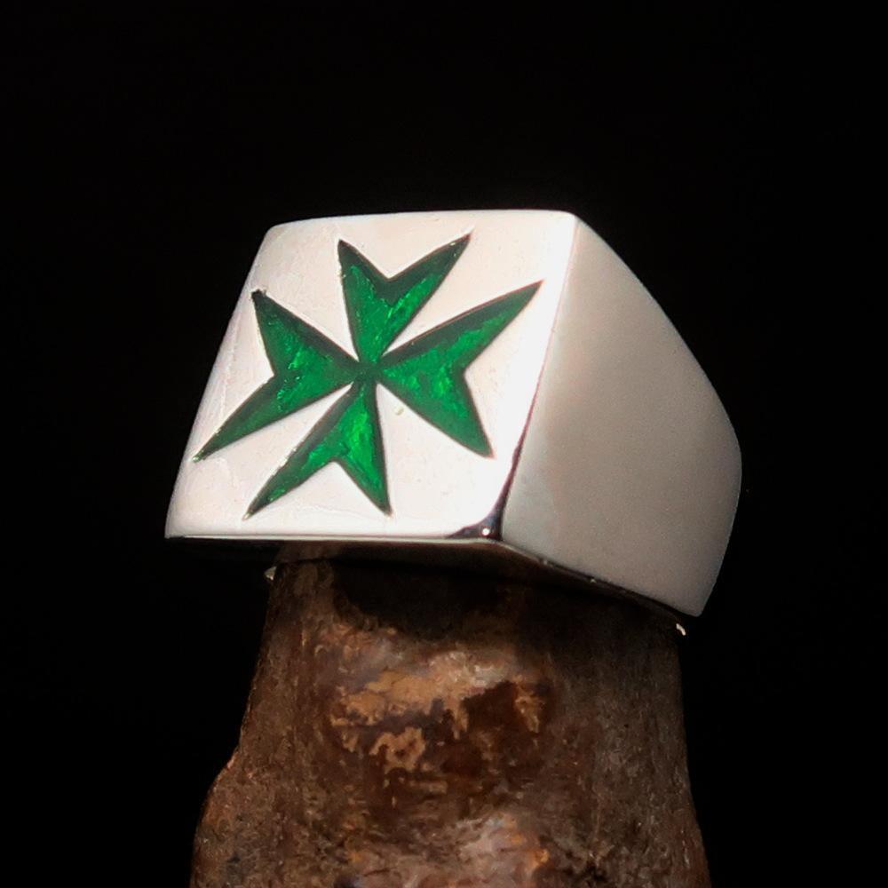 Nicely crafted Men's Knight Ring Maltese Cross Green - Sterling Silver - BikeRing4u