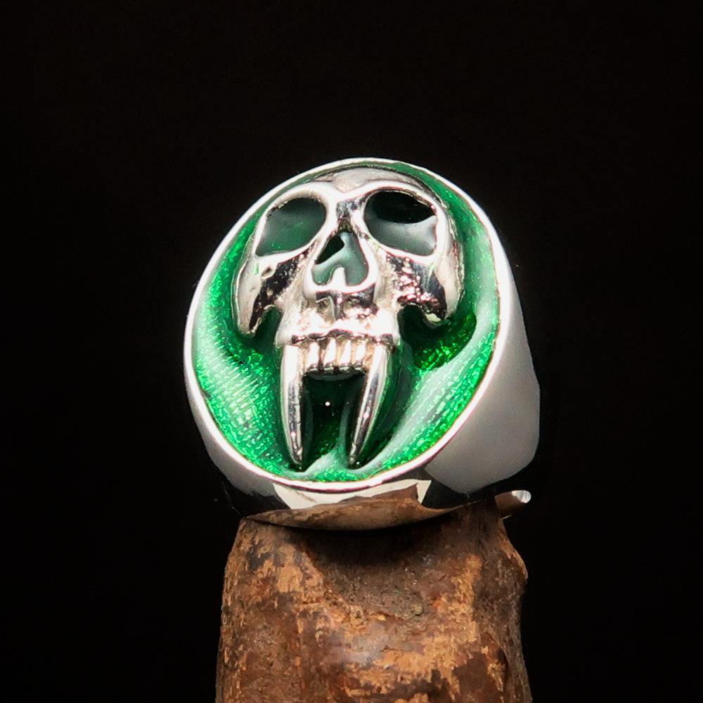 Excellent crafted oval Men's green Vampire Skull Ring - Sterling Silver - BikeRing4u