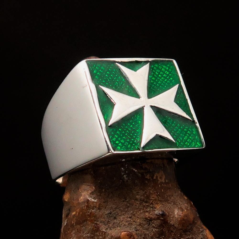 Perfectly crafted Men's Biker Ring Maltese Cross Green - Sterling Silver - BikeRing4u