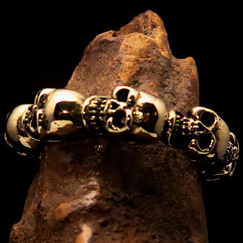 Excellent Mens Brass Biker Band Costume Ring 6 Skulls around the Finger - BikeRing4u