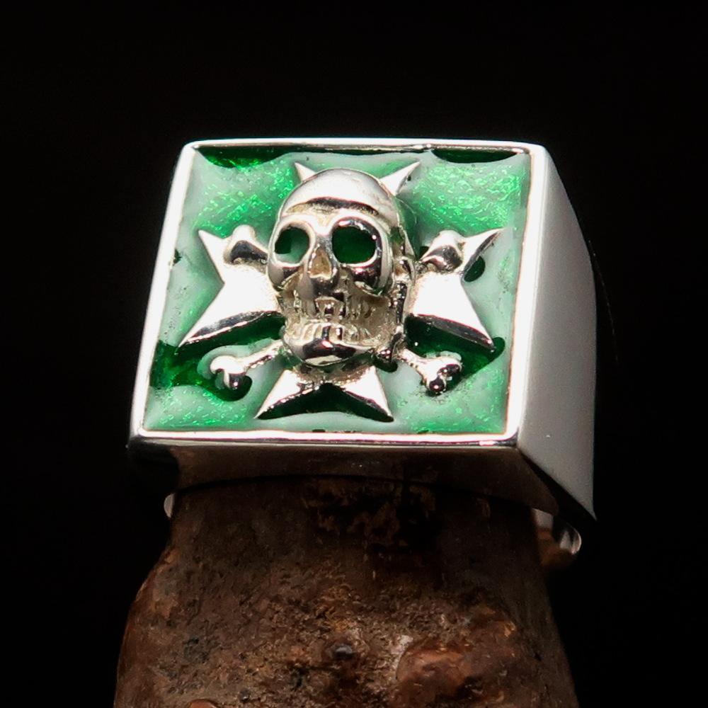 Excellent crafted Men's Pirate Skull Ring green Maltese Cross - Sterling Silver - BikeRing4u