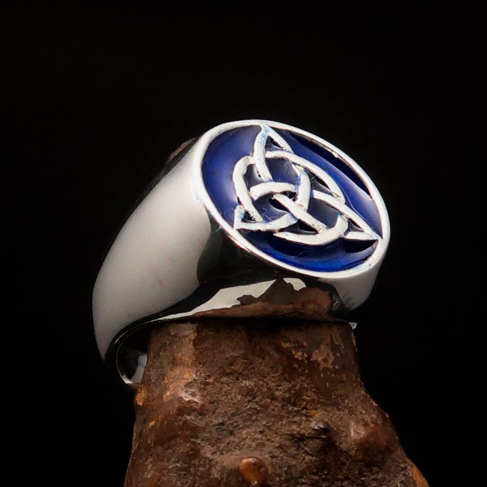 Nicely crafted Men's Triquetra Ring Celtic Triskelion Knot Blue - Sterling Silver - BikeRing4u