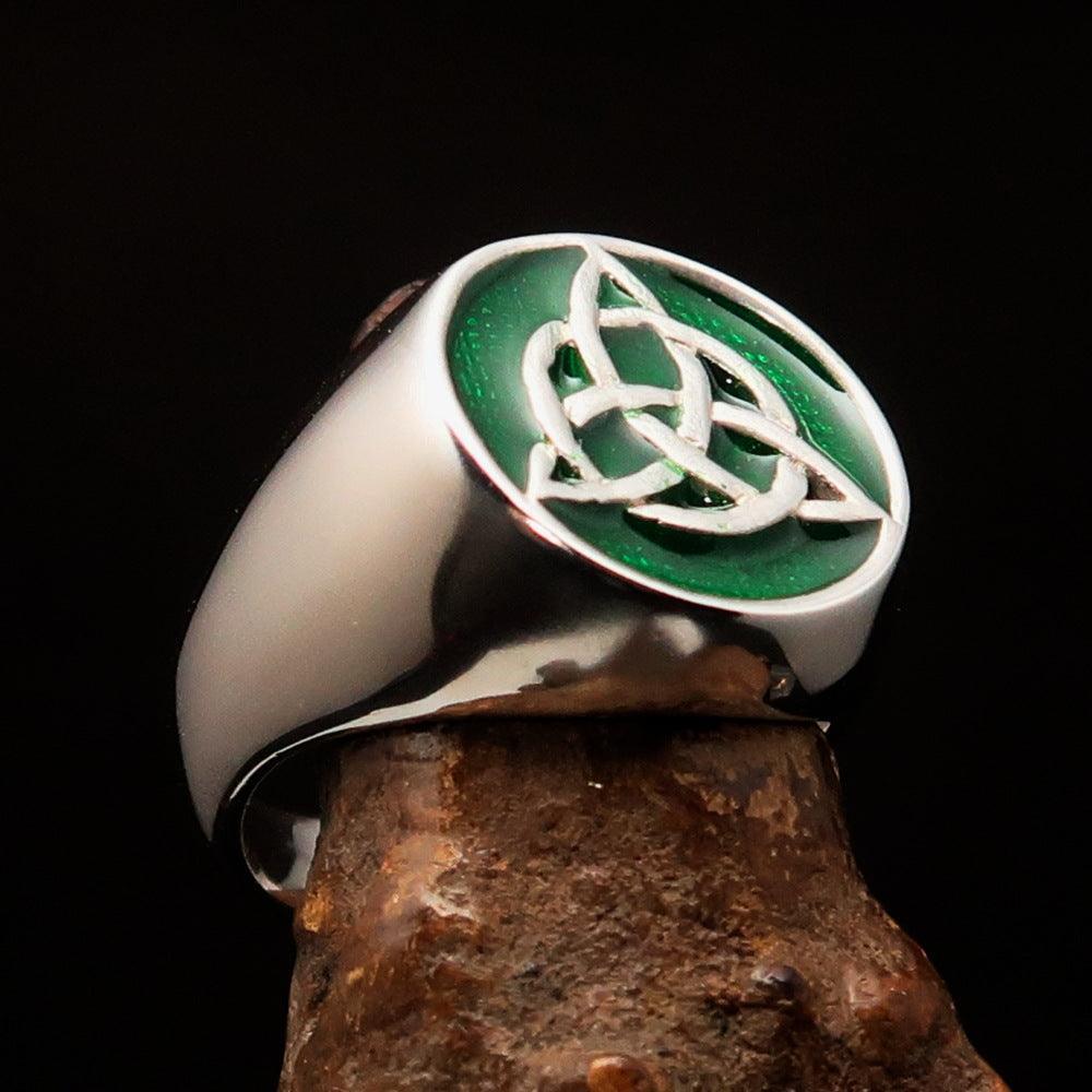 Nicely crafted Men's Triquetra Ring green Celtic Triskelion Knot - Sterling Silver - BikeRing4u