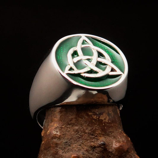Nicely crafted Men's Triquetra Ring green Celtic Triskelion Knot - Sterling Silver - BikeRing4u