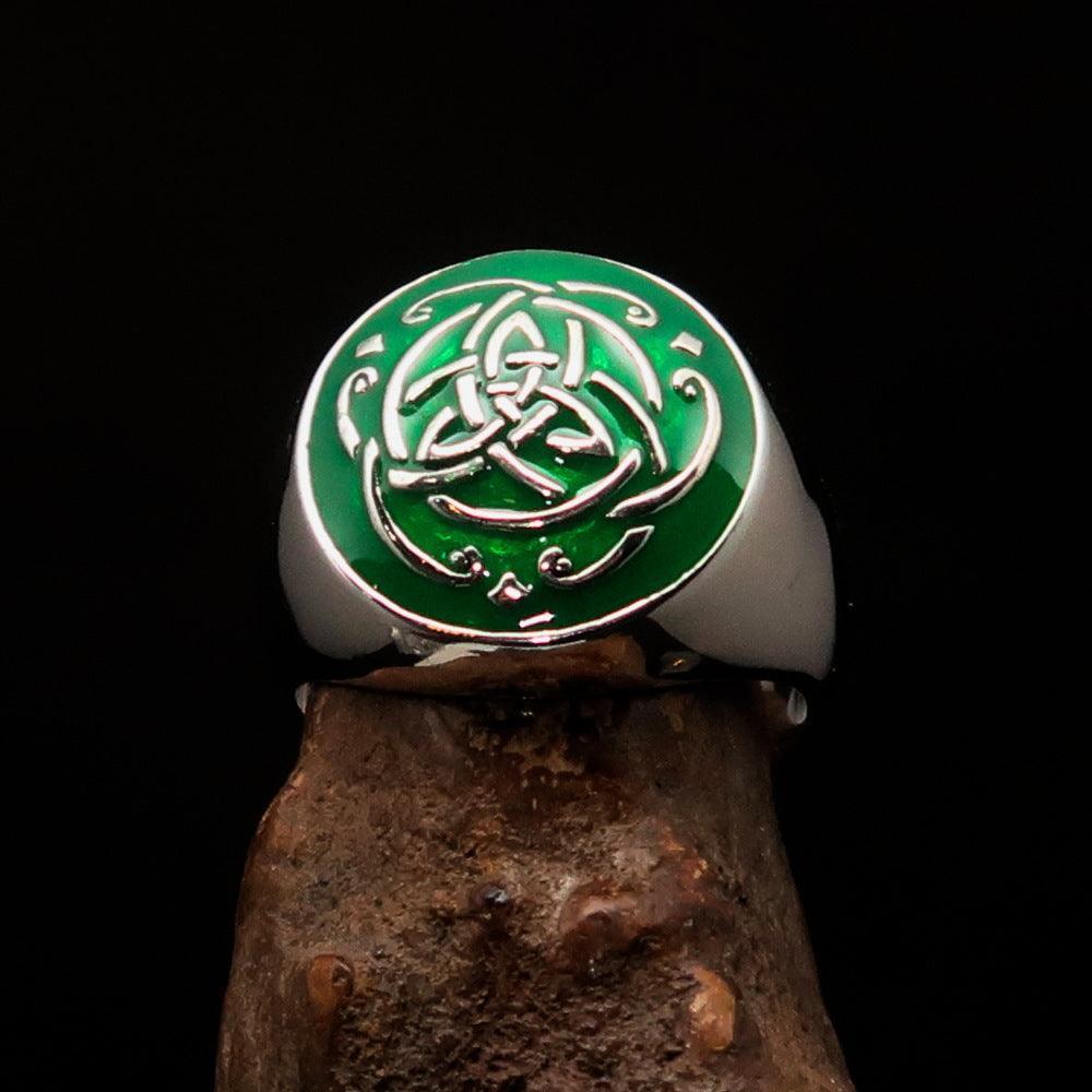 Excellent domed Men's Ring green Celtic Triquetra Knot - Sterling Silver - BikeRing4u
