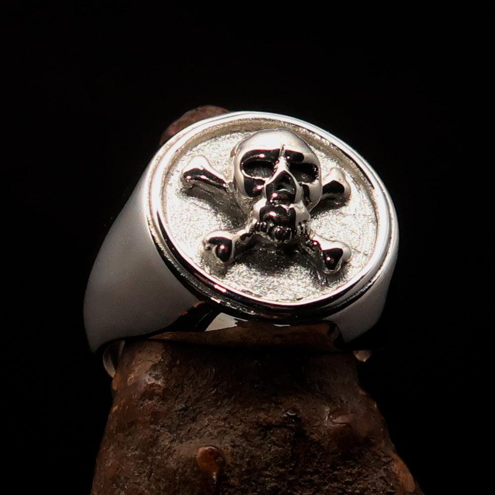 Nicely crafted Men's Pirate Ring Jolly Roger crossed Bones Skull - two tone Sterling Silver - BikeRing4u
