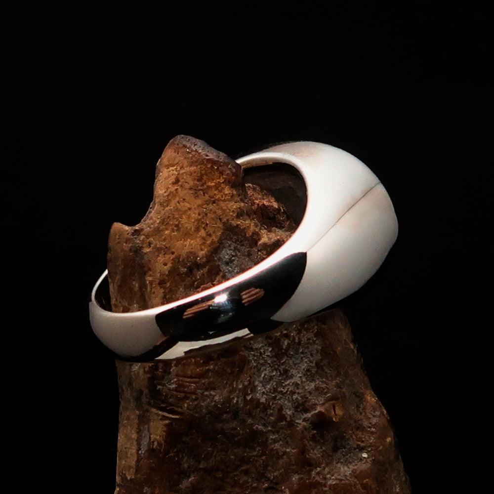 Perfectly crafted oval Initial Men's Ring green SON one word - Sterling Silver - BikeRing4u