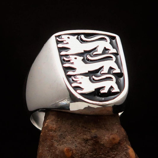 Perfectly crafted Men's Shield Ring Black 3 Lions Coat of Arms - Sterling Silver - BikeRing4u
